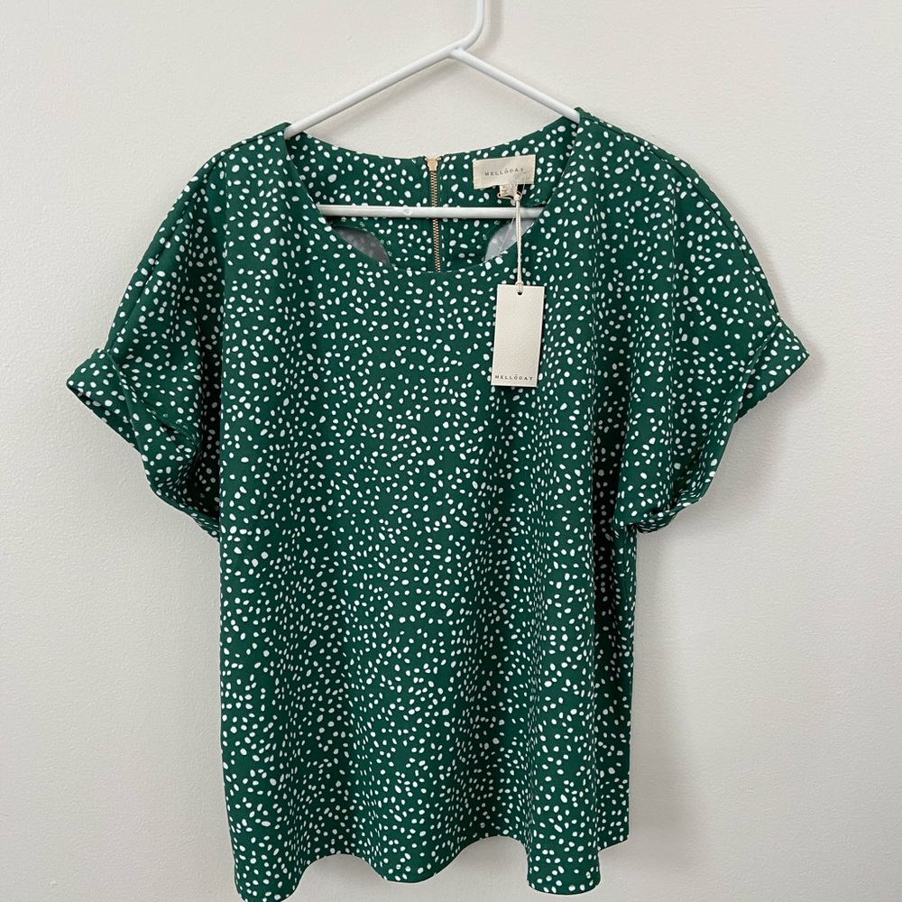 Green and White Spotted Top